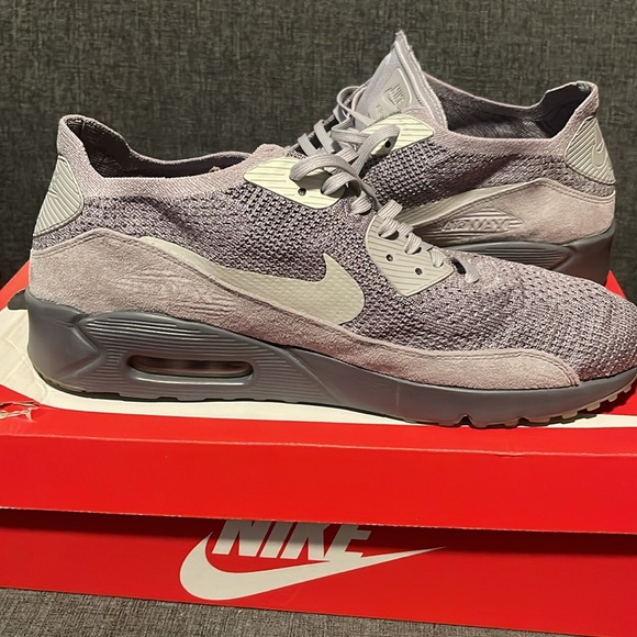 Nike Air Max 90 Ultra 2.0 Flyknit - Picture 3 of 13